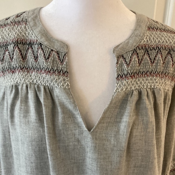 Philosophy small top long bell sleeves gray smocked v-neck boho - Picture 7 of 14